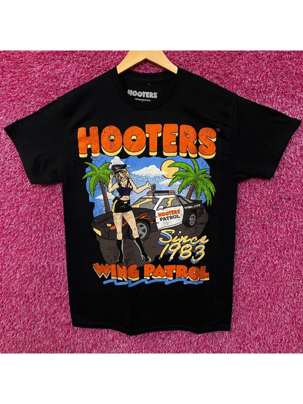Hooters "Wing Patrol" Since 1983 T-Shirt Medium